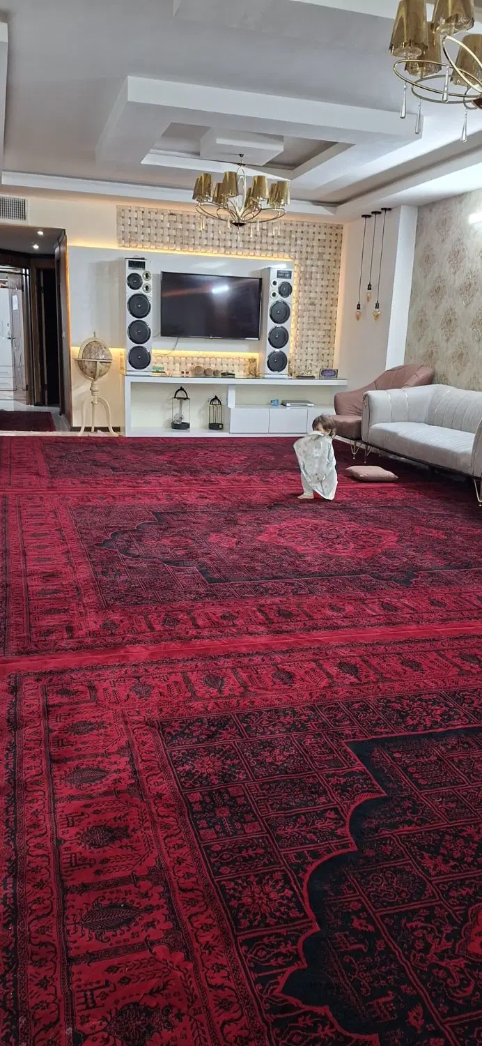 یک واحد آپارتمان در کارمندان دوم