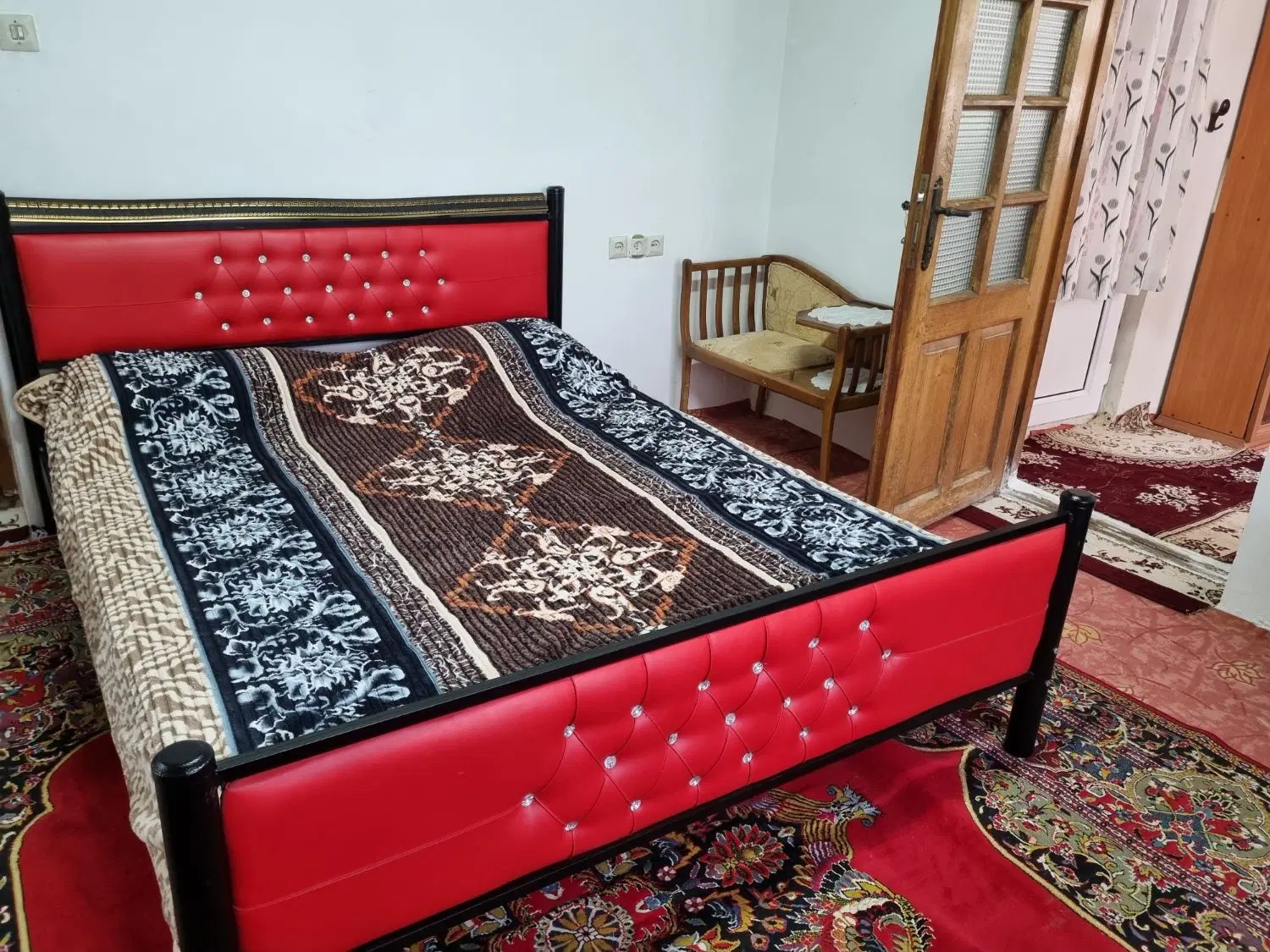 اجاره سالانه یک خوابه وآشپزخانه وسرویس حمام