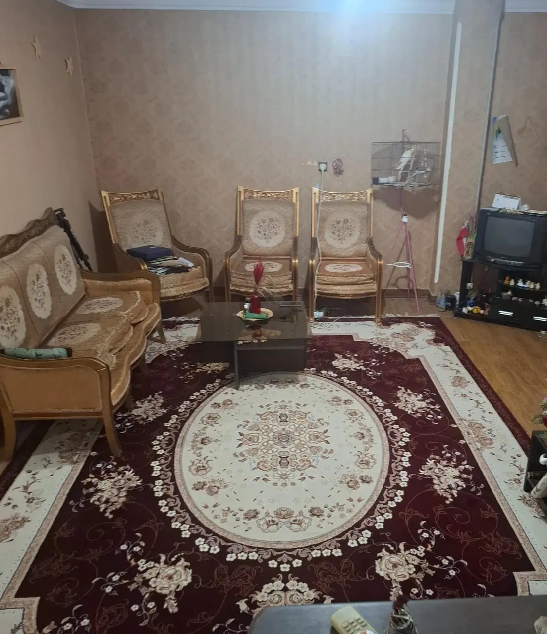 آپارتمان خیابان معلم