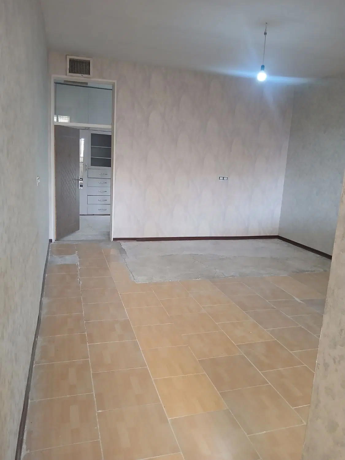 سلام  خانه ویلایی در نصرت آباد
