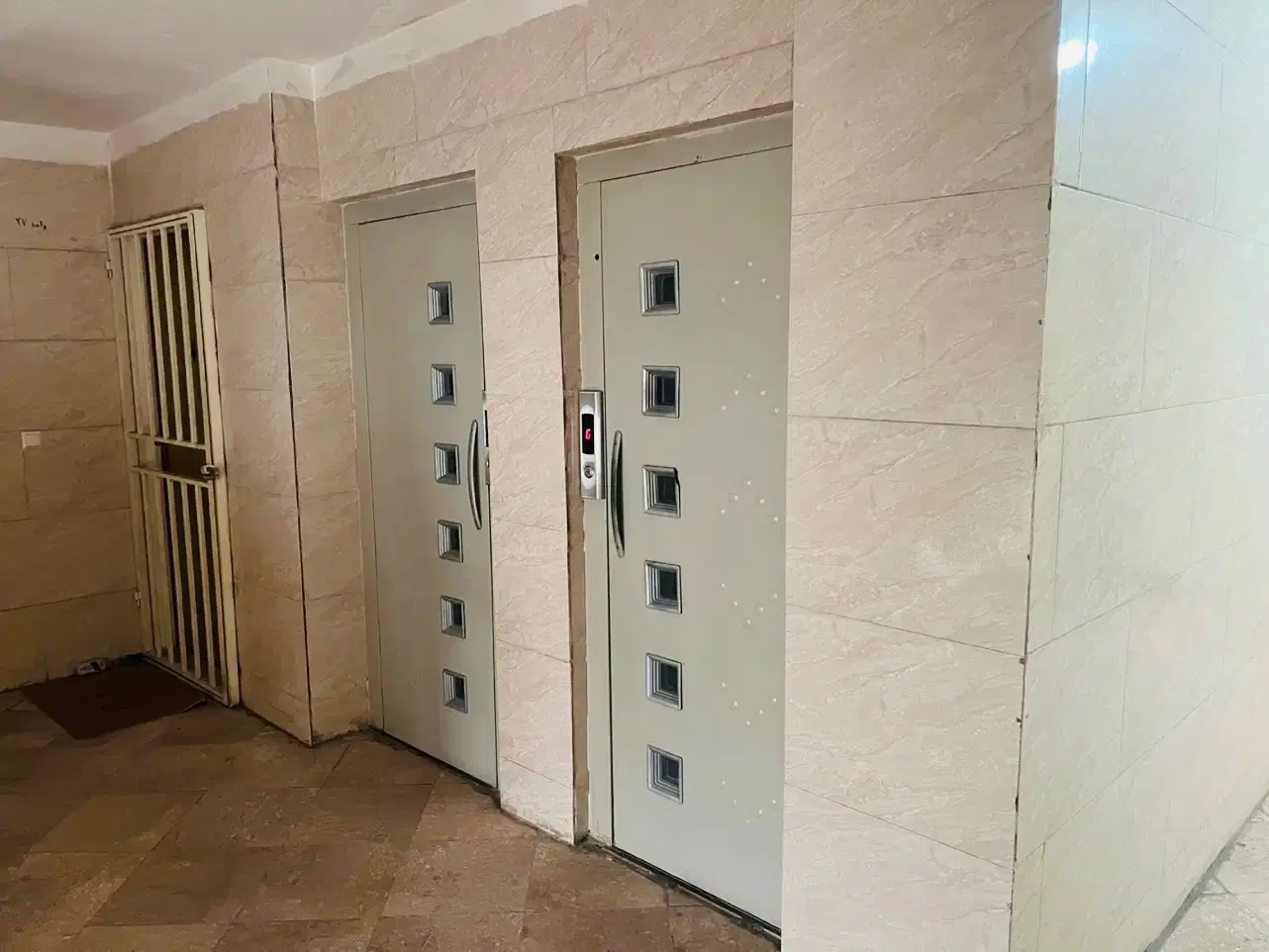 واحد در پاسداران