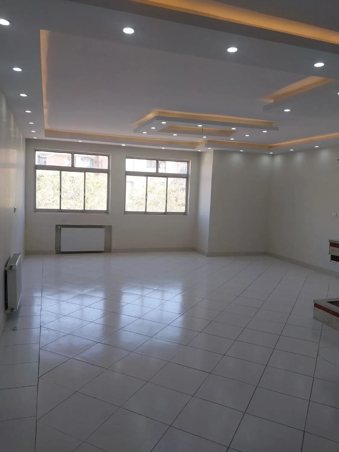 ۱۲۷ دو خواب آسانسور پارکینگ عروسک