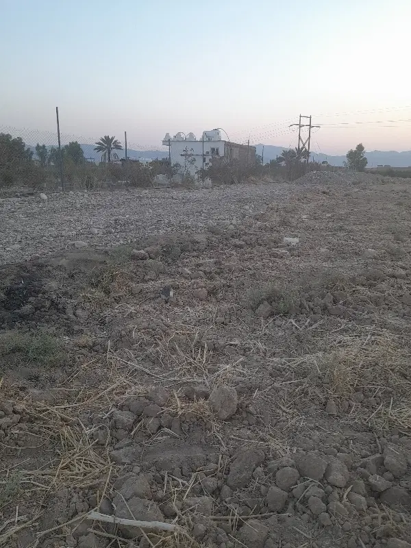 زمین زراعی ۲۰۰۰متر  با آب