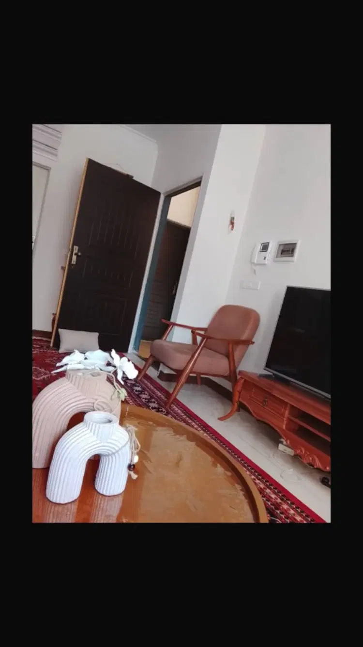 واحد۵۵ متری یک ساله _ آسانسور بالکن