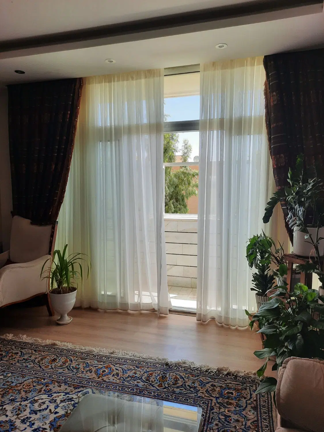 آپارتمان ۱۵۰ متری تک واحد با ویوی فضای سبز