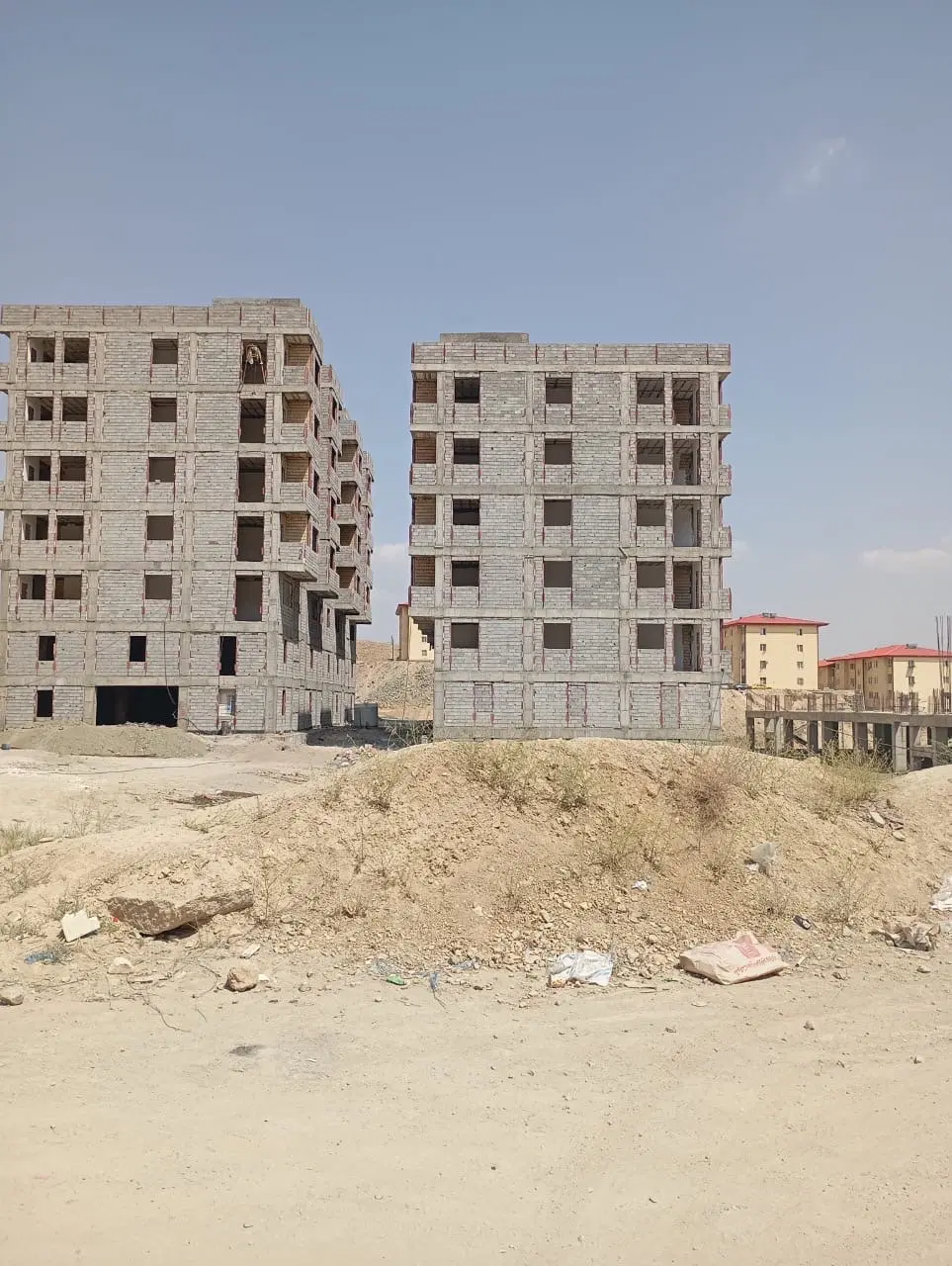 اپارتمان  سفت کاری محک
