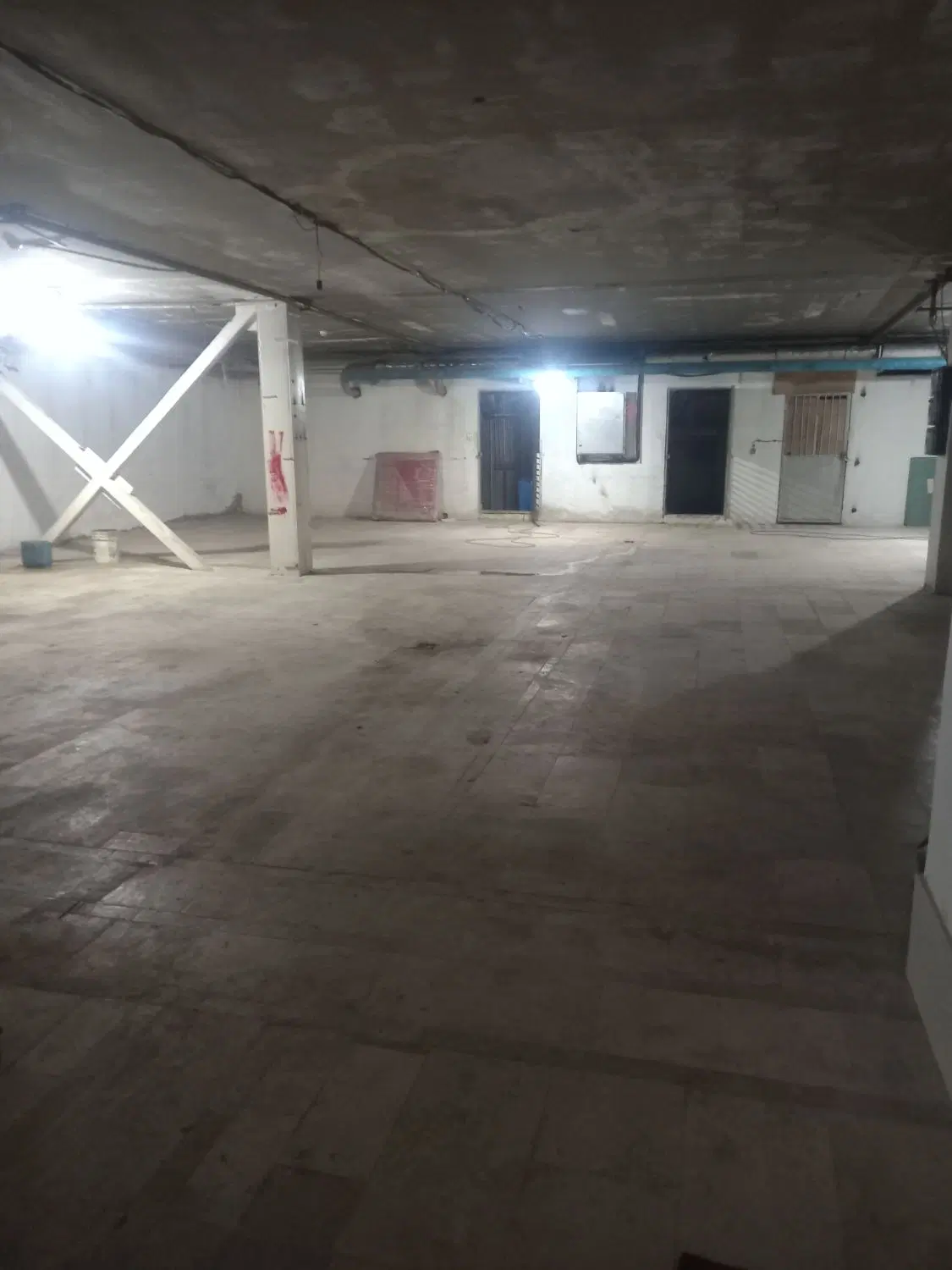 انبار ۳۰۰ متری امیراکرم بالابردار اجاره