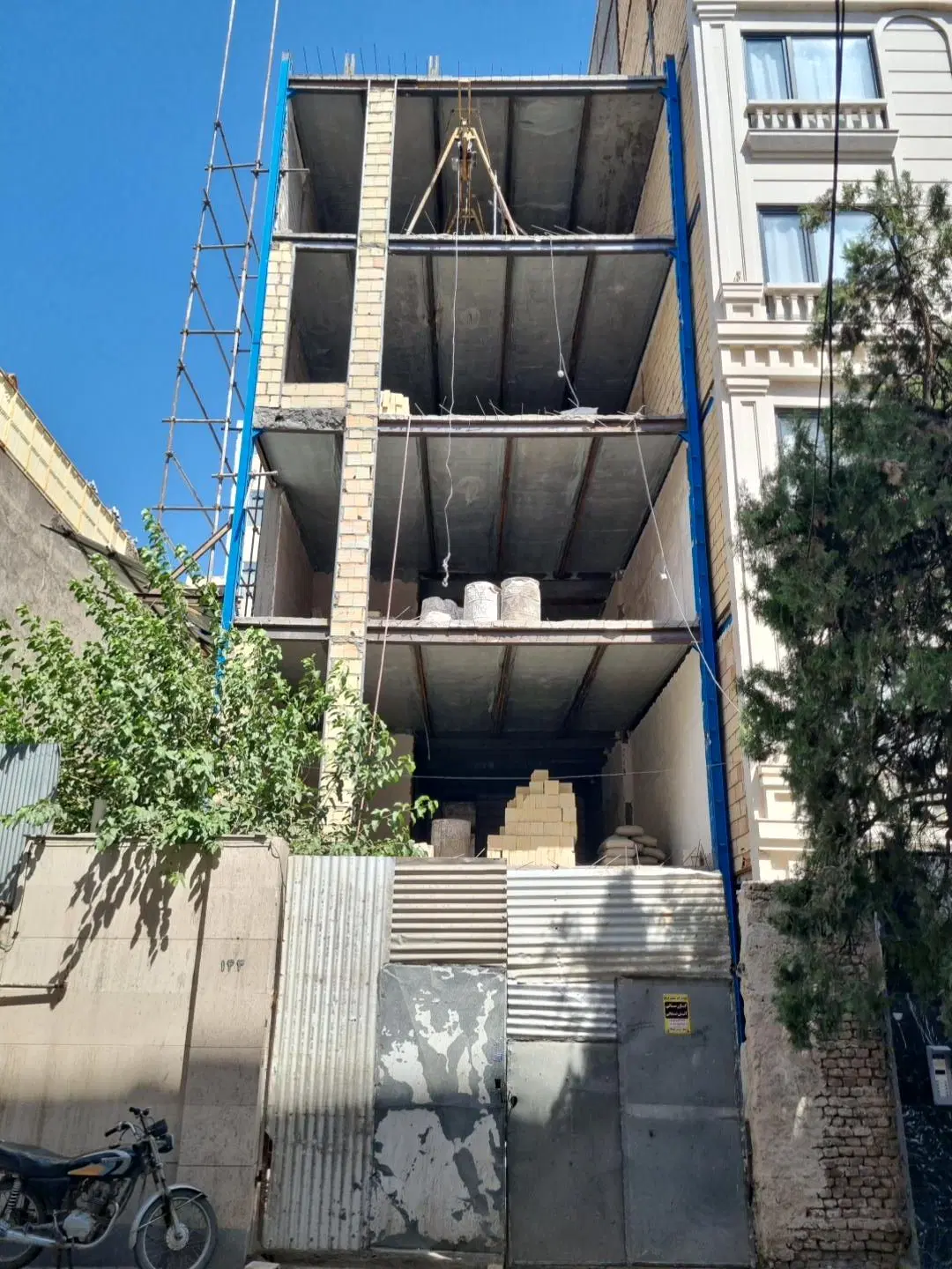 آپارتمان پیش فروش