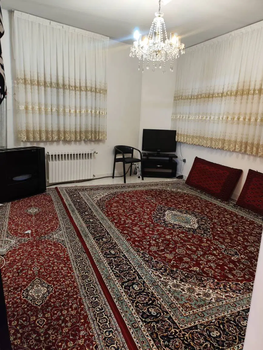 آپارتمان ۸۸ متری با قدرالسهم خ رغبتی