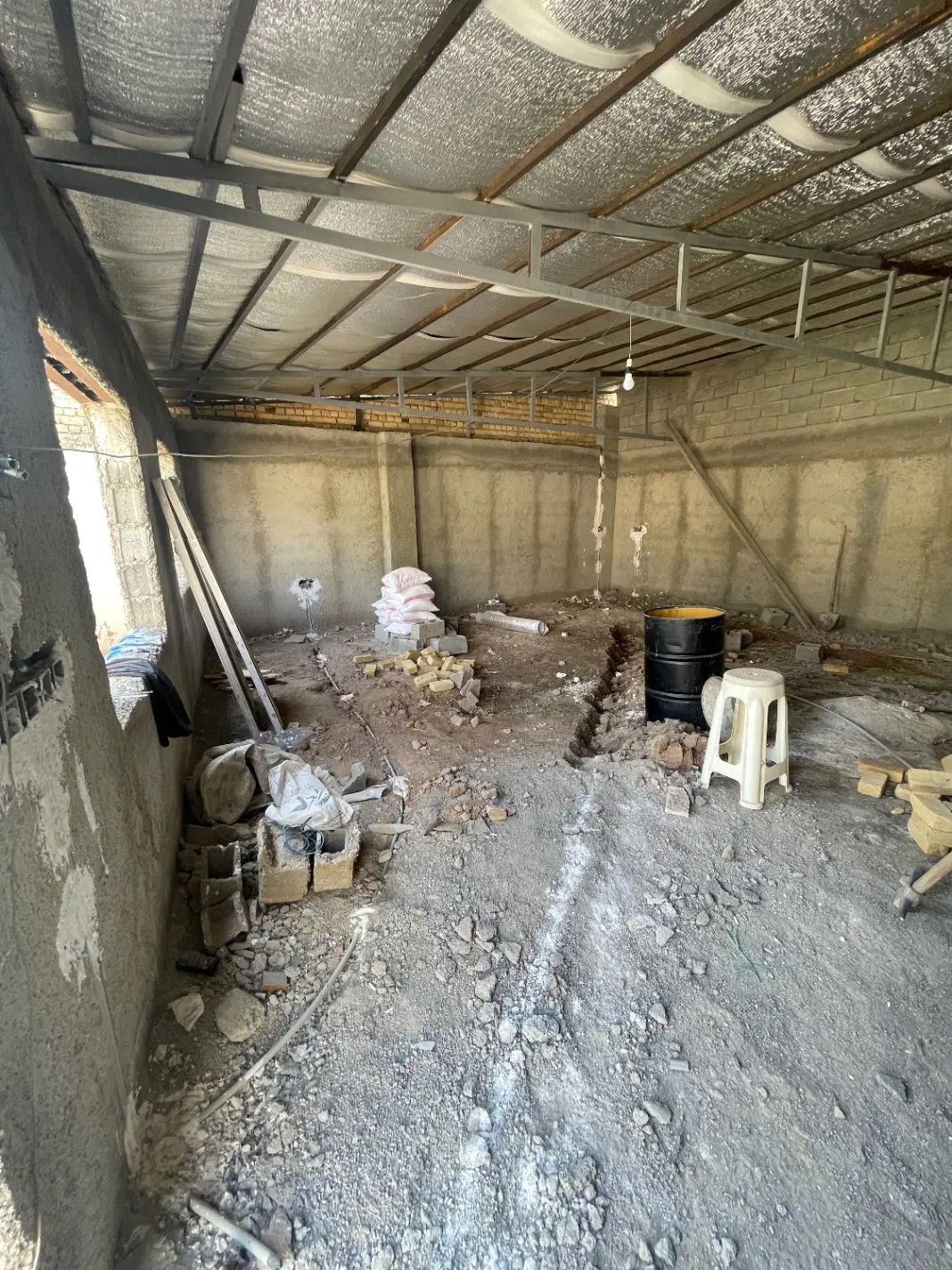 ویلا ۳۲۰متر نیمه کاره