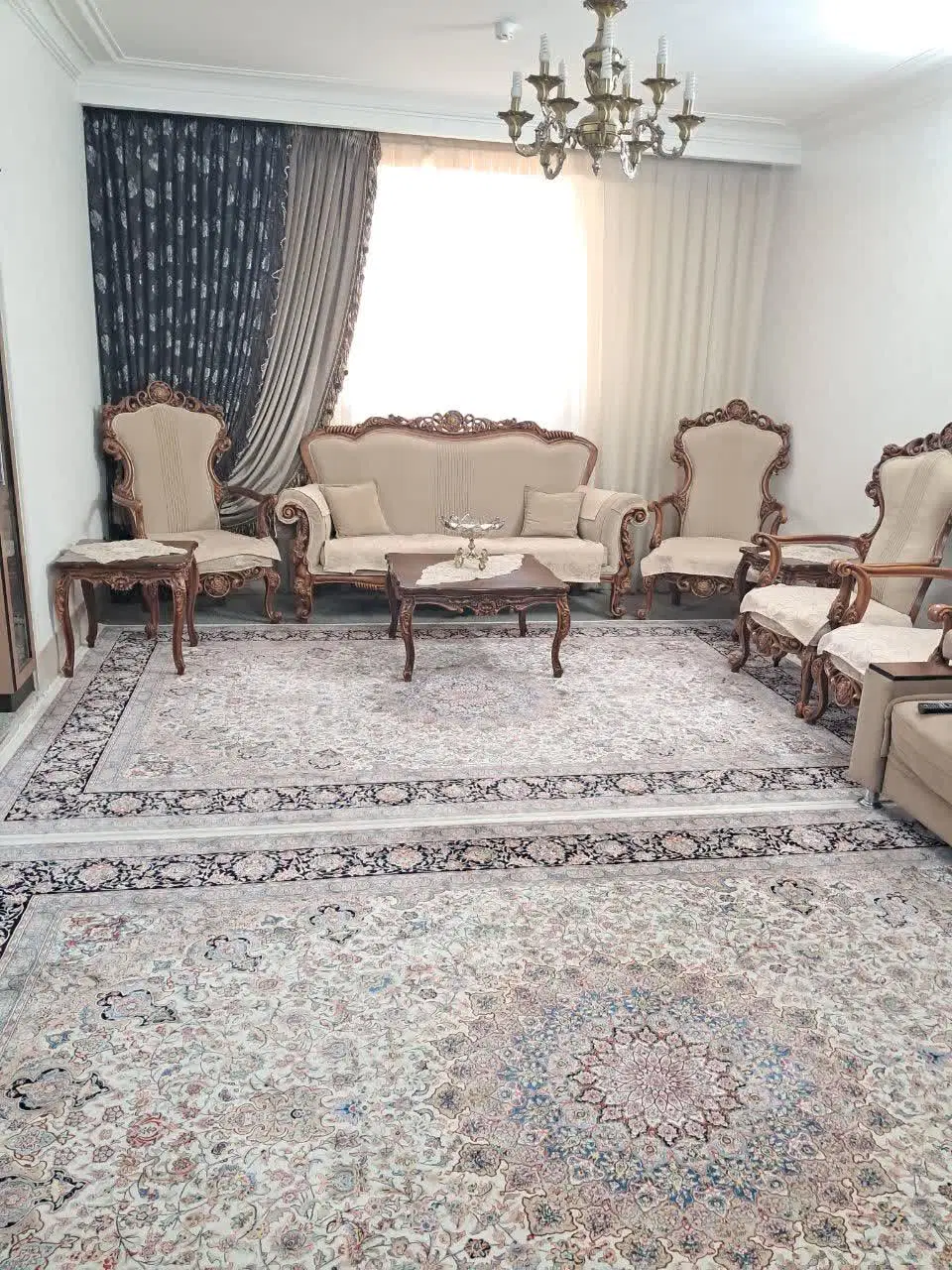 ۸۳ متر واحد تمیز