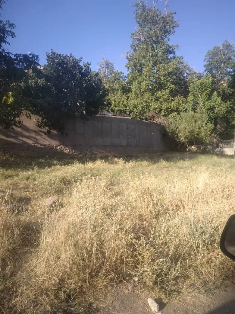 زمین تویسرکان روستای آرتیمان ۷۰۰ متر باغ باغچه