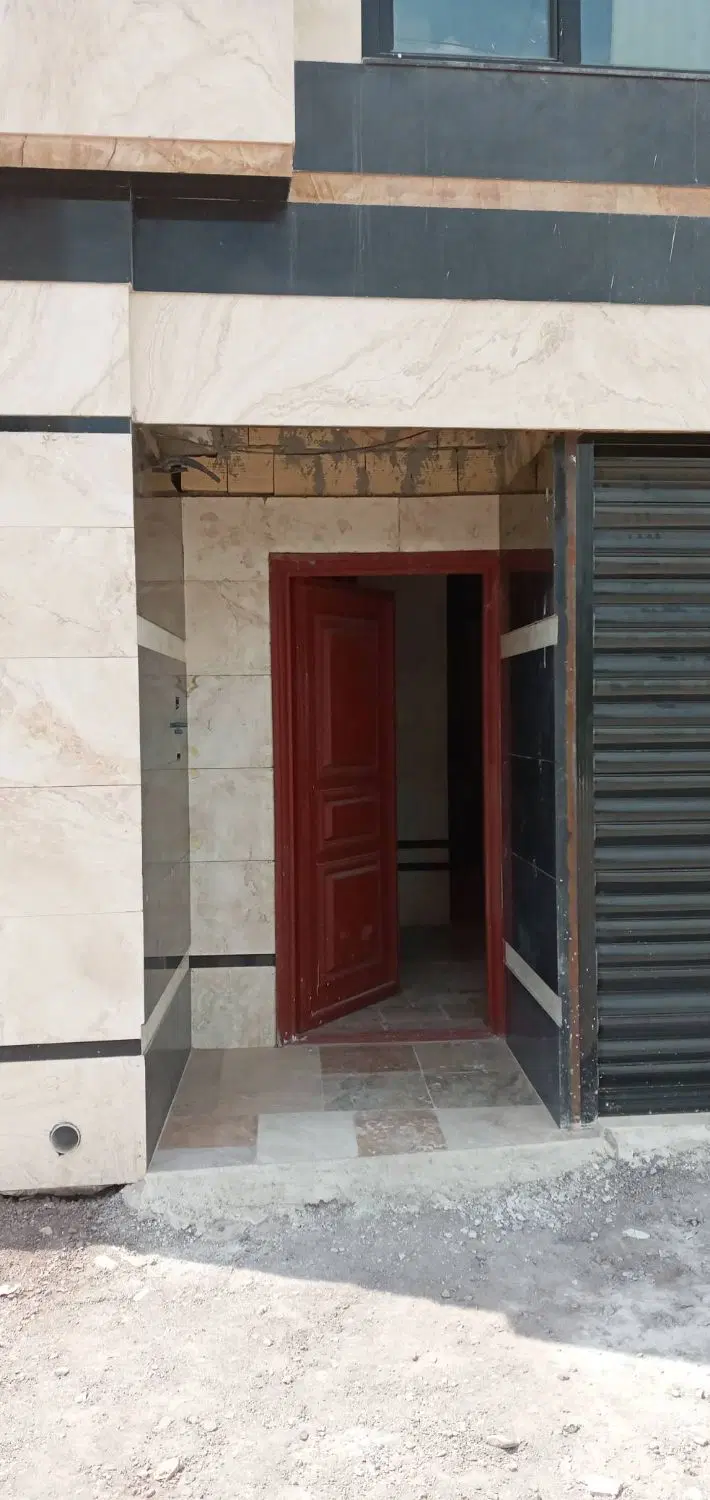 فروش واحد تجاری گلسارخیابا ۸۰