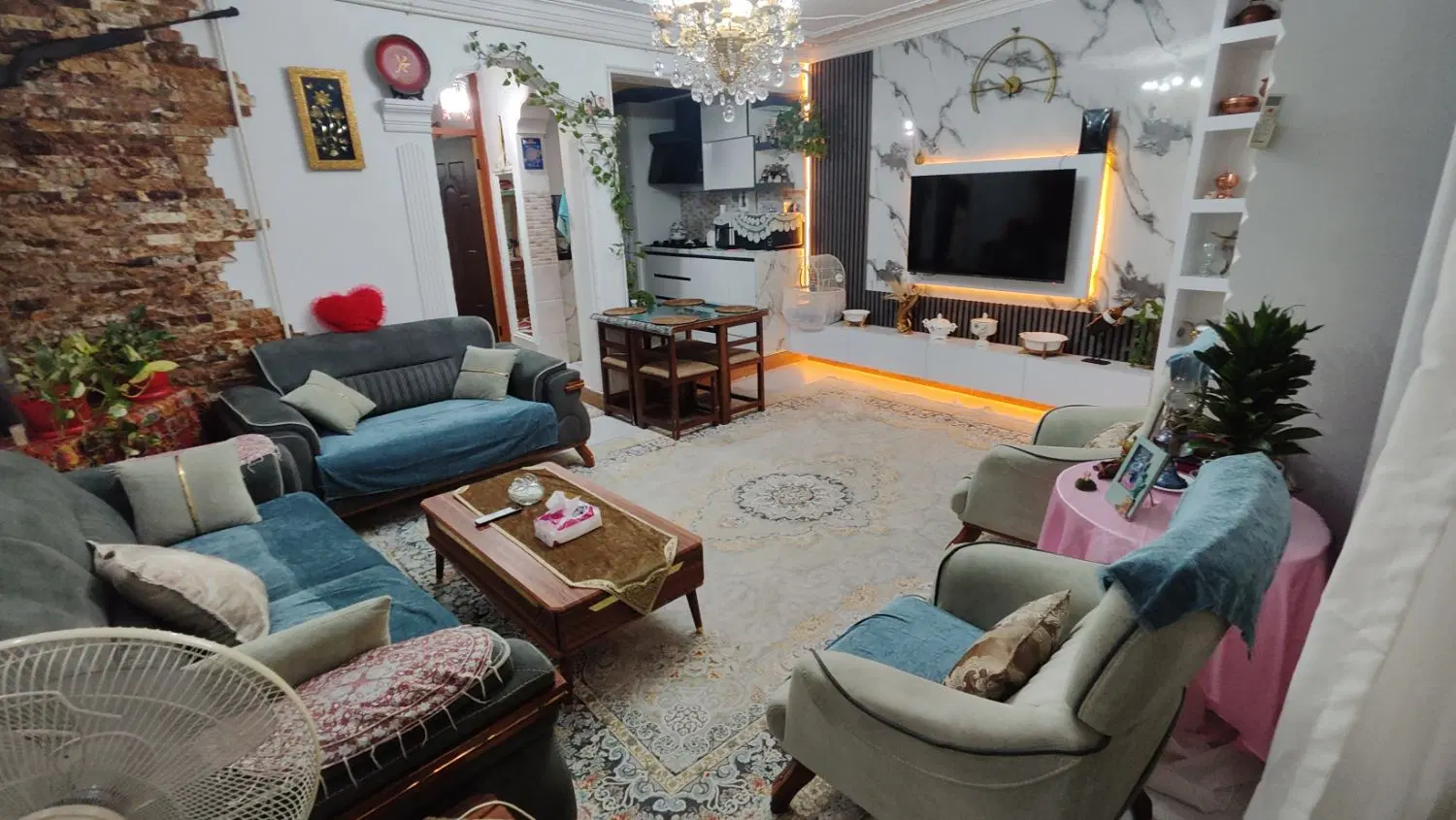 فروش ساختمان دو واحده 85 متری