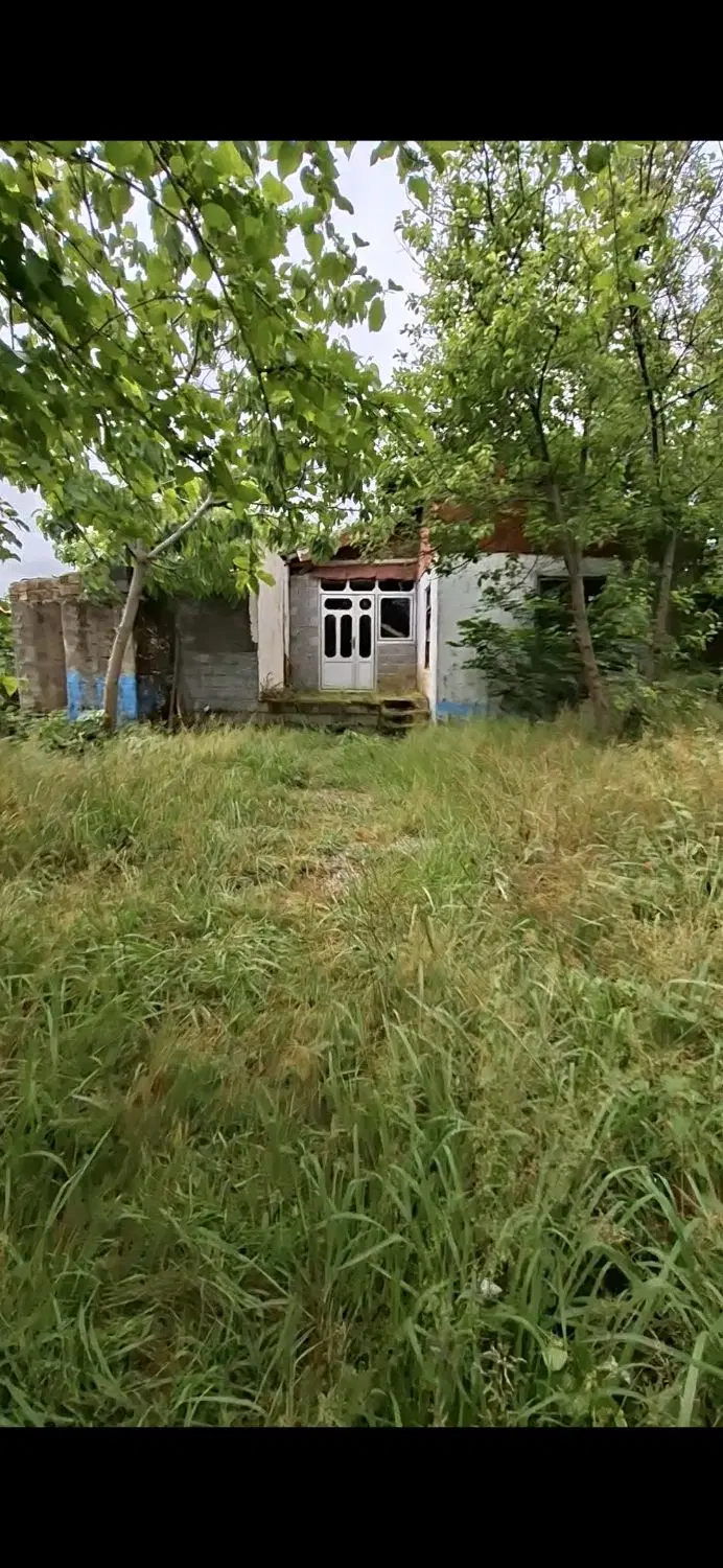 ویلای ۲۹۵متری کلنگی قابل بازسازی در رضوانشهر