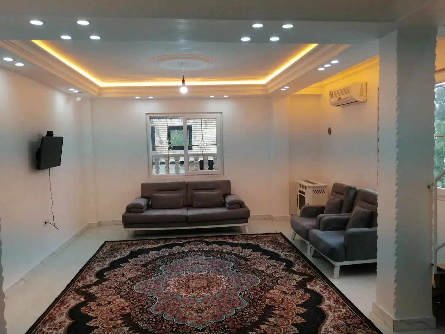 اجاره روزانه.هفتگی.ماهانه و سالانه واحد ۷۰متری
