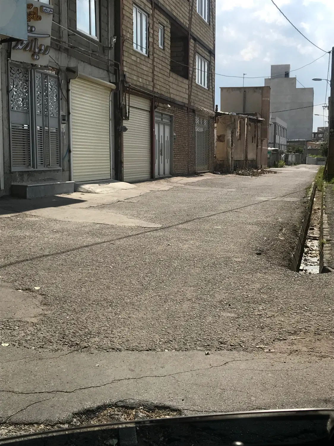 زمین در اکبرلو
