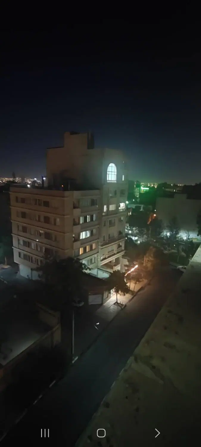 اپارتمان ۱۴۰ متری فکوری