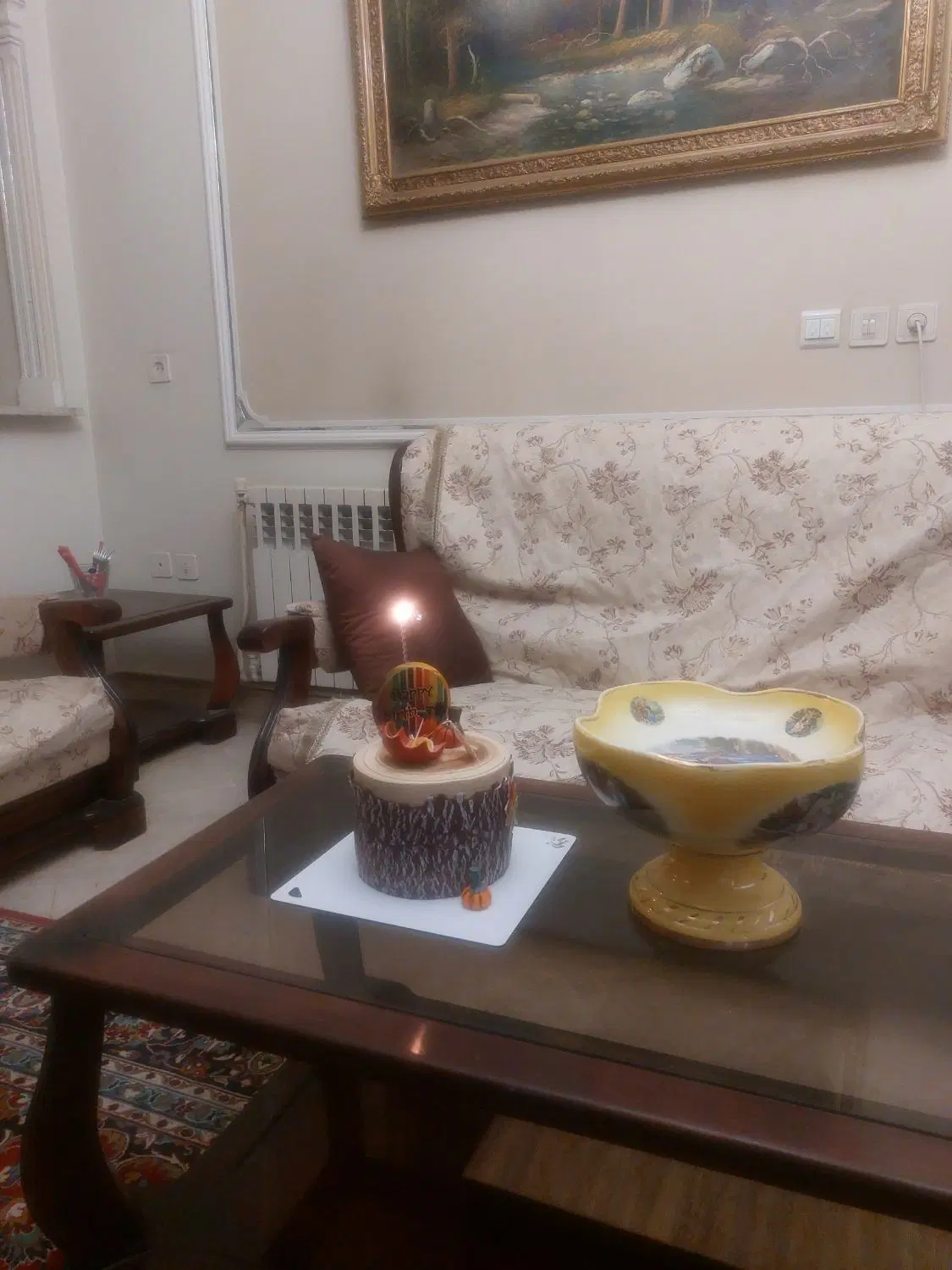 همخونه خانم در جهانشهر