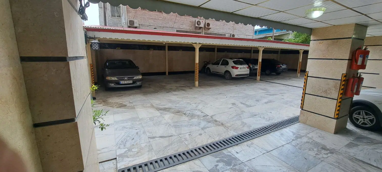 فروش واحد۱۴۰ متری پاسداران