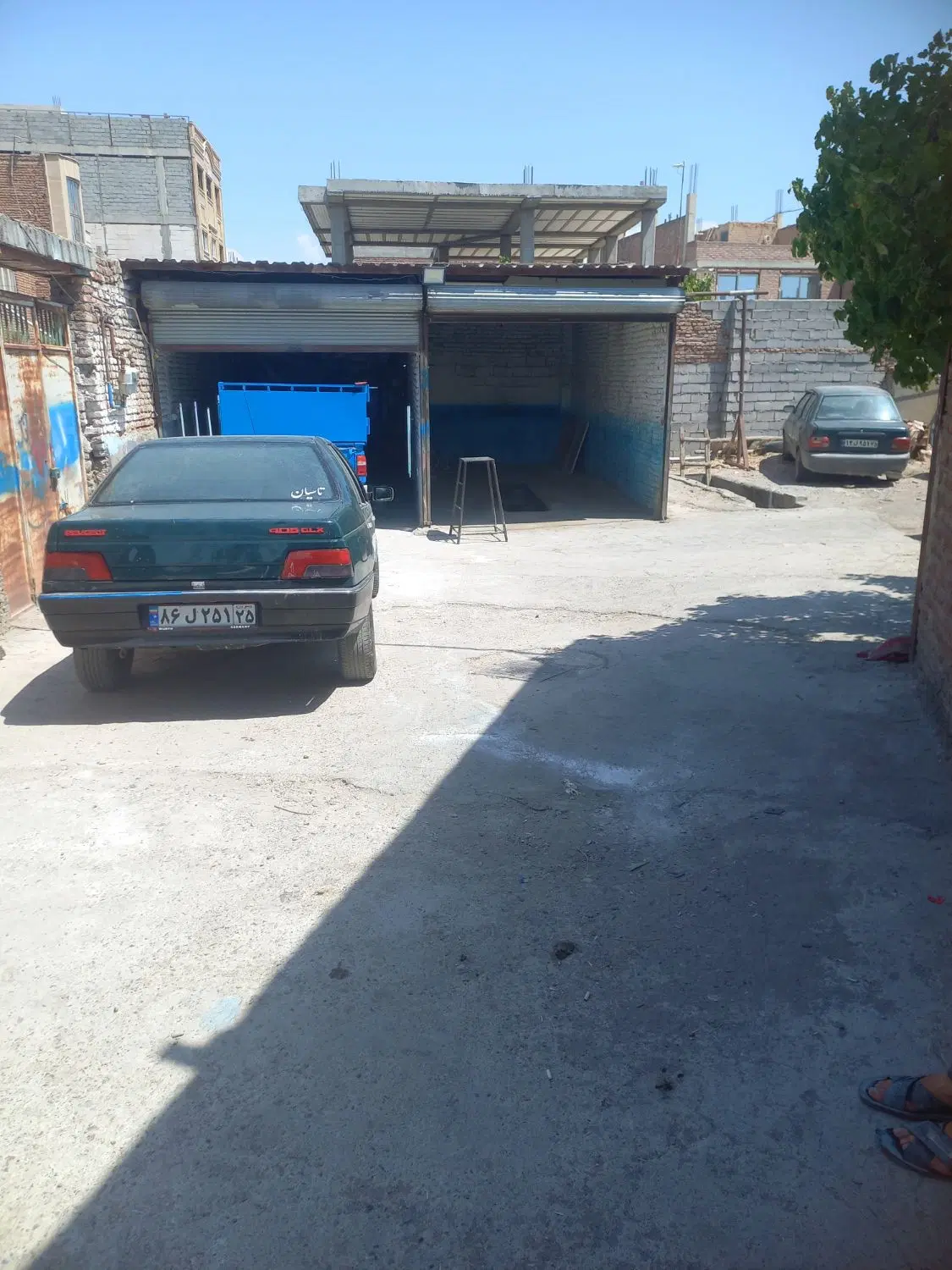 اجاره مغازه داخل گاراژ