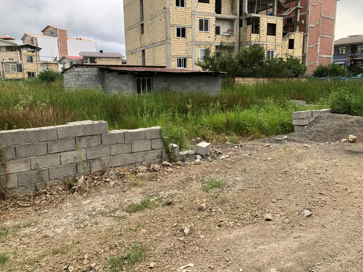 زمین  دو قطعه مسکونی در  هشتپر کوشش ۳
