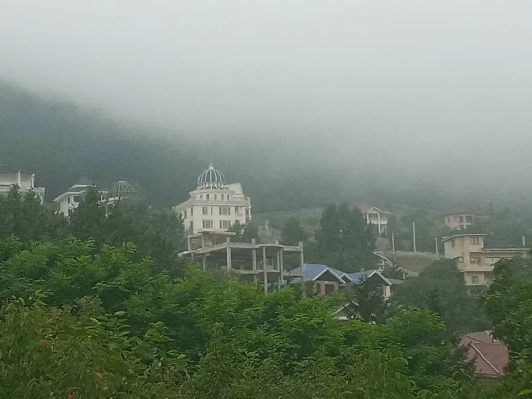 ۸۰متری ۱ خواب طبقه اول خوش نقشه ۲ کله نورگیر