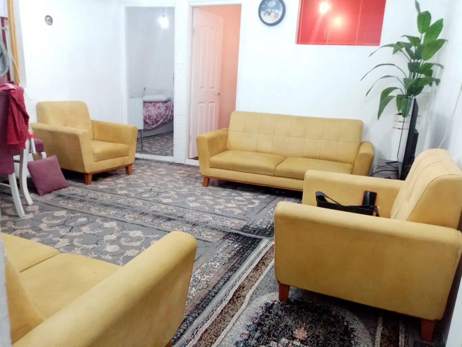 اجاره طبقه اول کوی حسینی