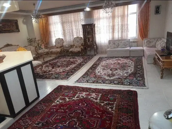 اپارتمان  در اول منظریه طبقه دو از چهار دو واحد