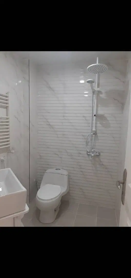 ۱۴۰متر۳خواب خوش متراژ در باغ دریاچه فروشنده واقعی