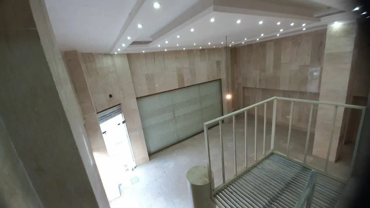 مغازه ۷۰ متری دونبش