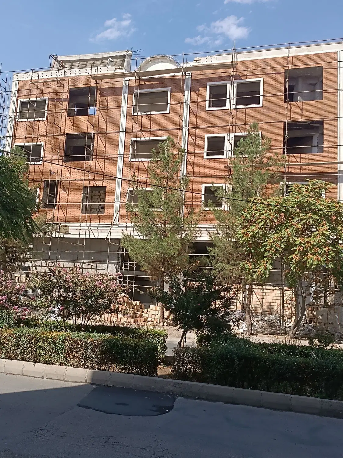 آپارتمان غیاث آباد بهر خیابان