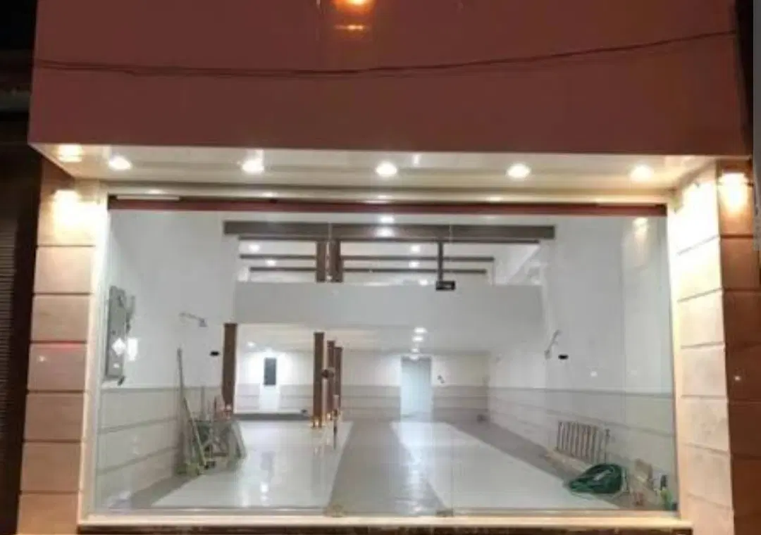 مغازه تجاری