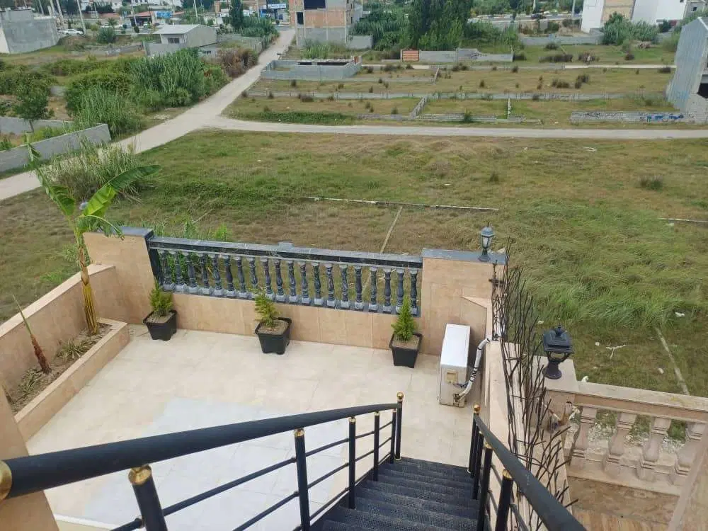 زمین مسکونی