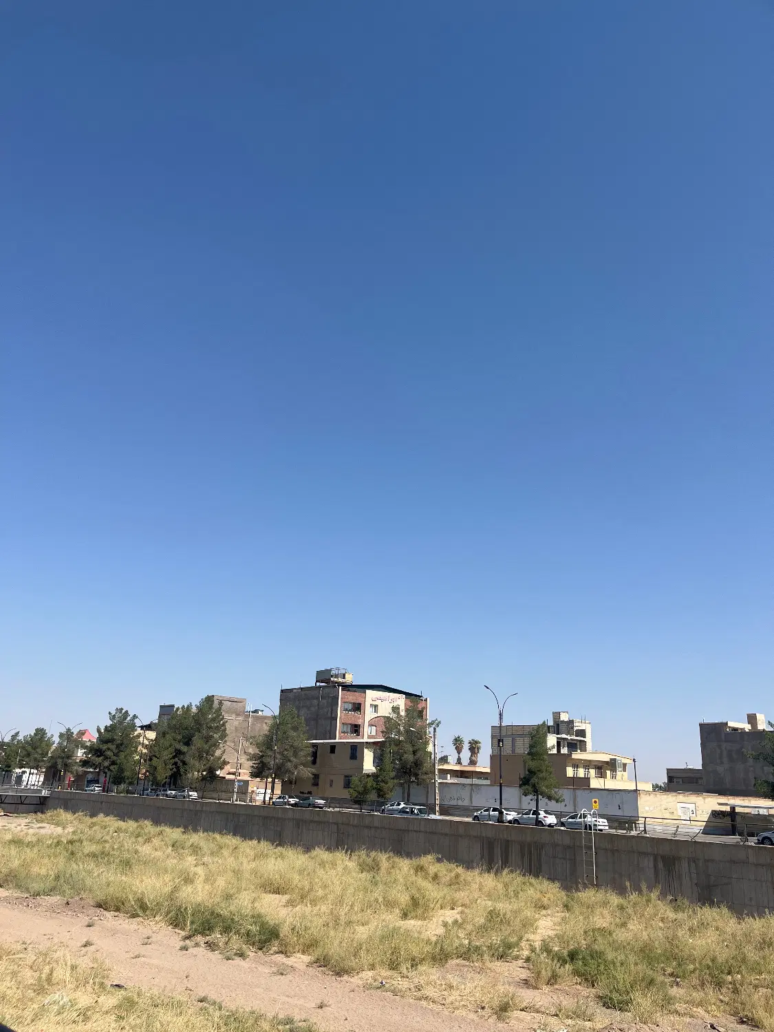 اهن فروش هاا انتهای زینلی