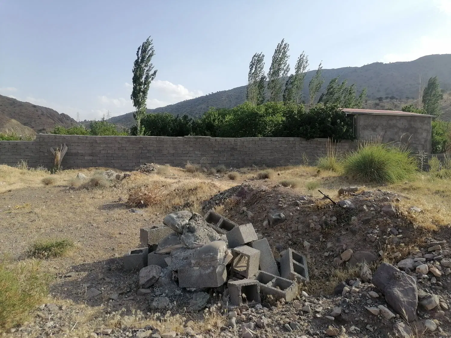 زمین دهبکری
