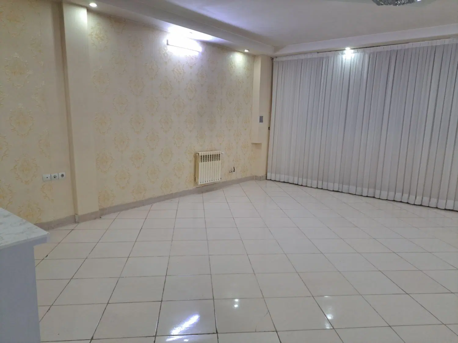 اپارتمان ۹۵متر پارکینگ و انبار اختصاصی حسابی شاهد