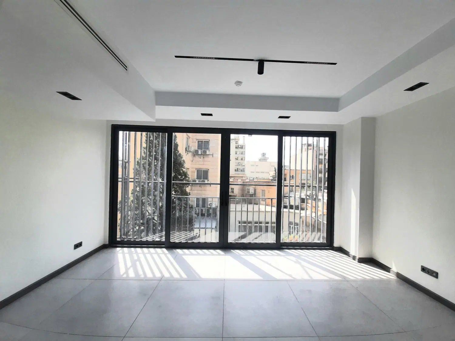 165 متر اداری عباس آباد