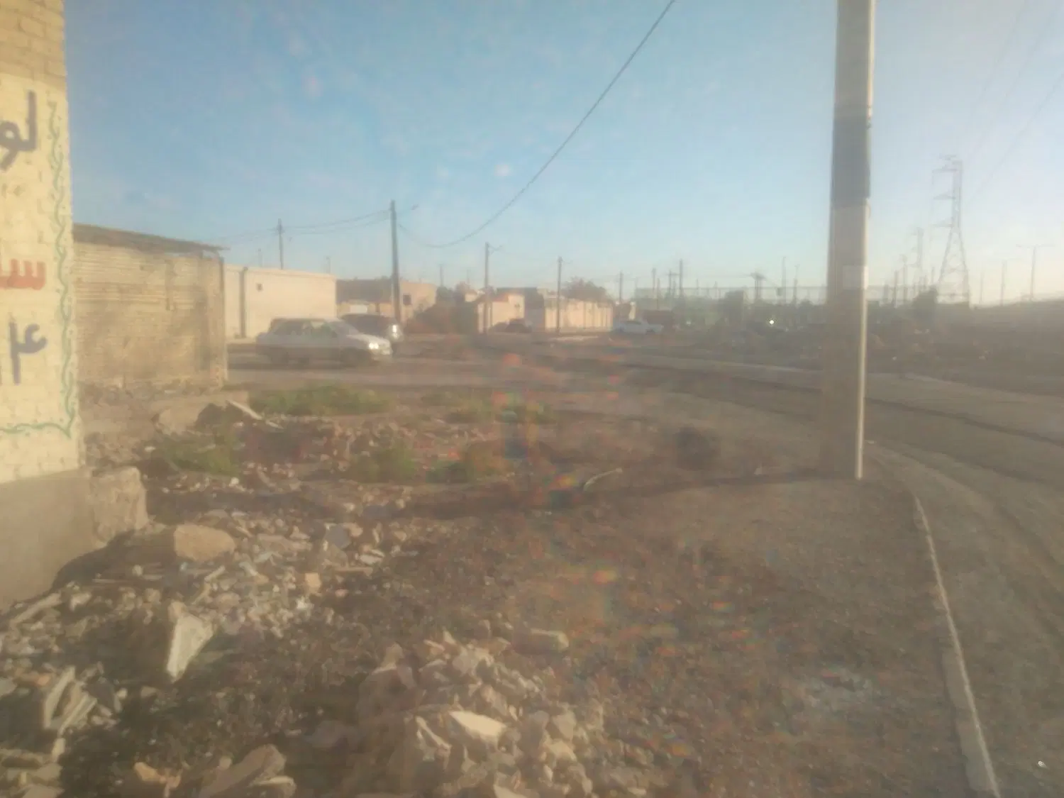 کوی کارگر ، یک قطعه زمین