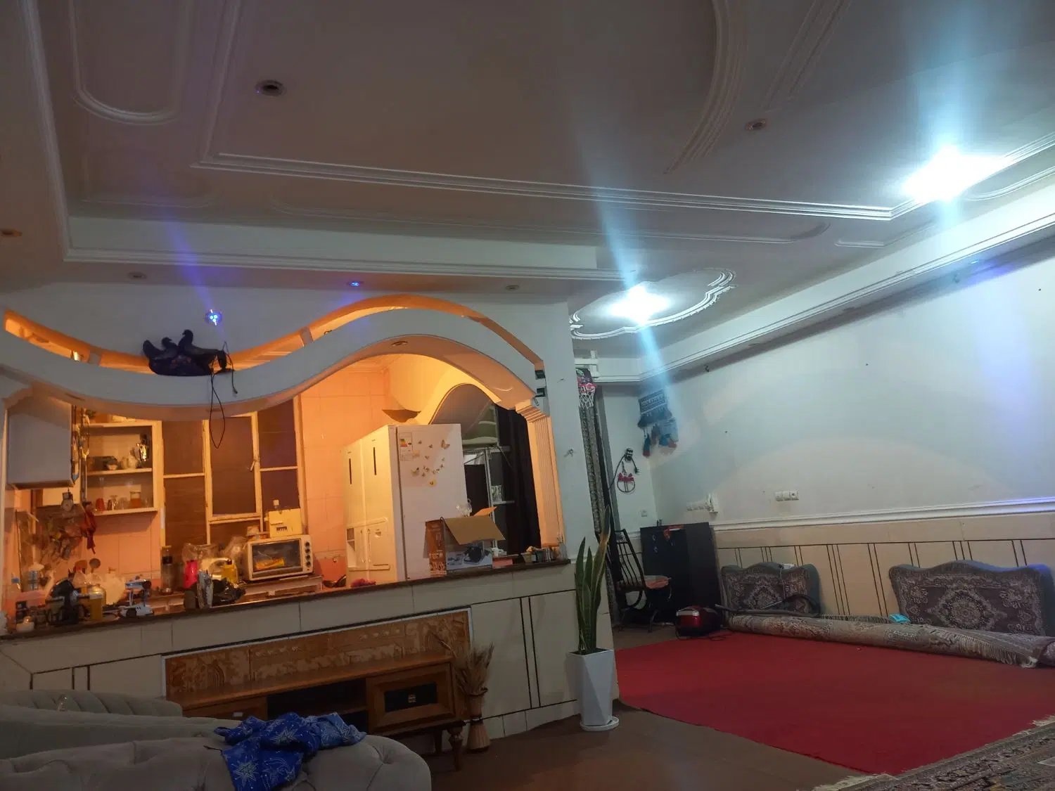 رهن کامل خانه ویلایی .حافظ جنوبی کوچه کسری