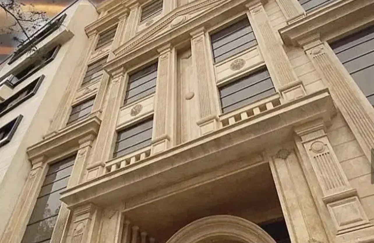 اپارتمان۱۴۰ متری  شهید ماهینی بهمنی