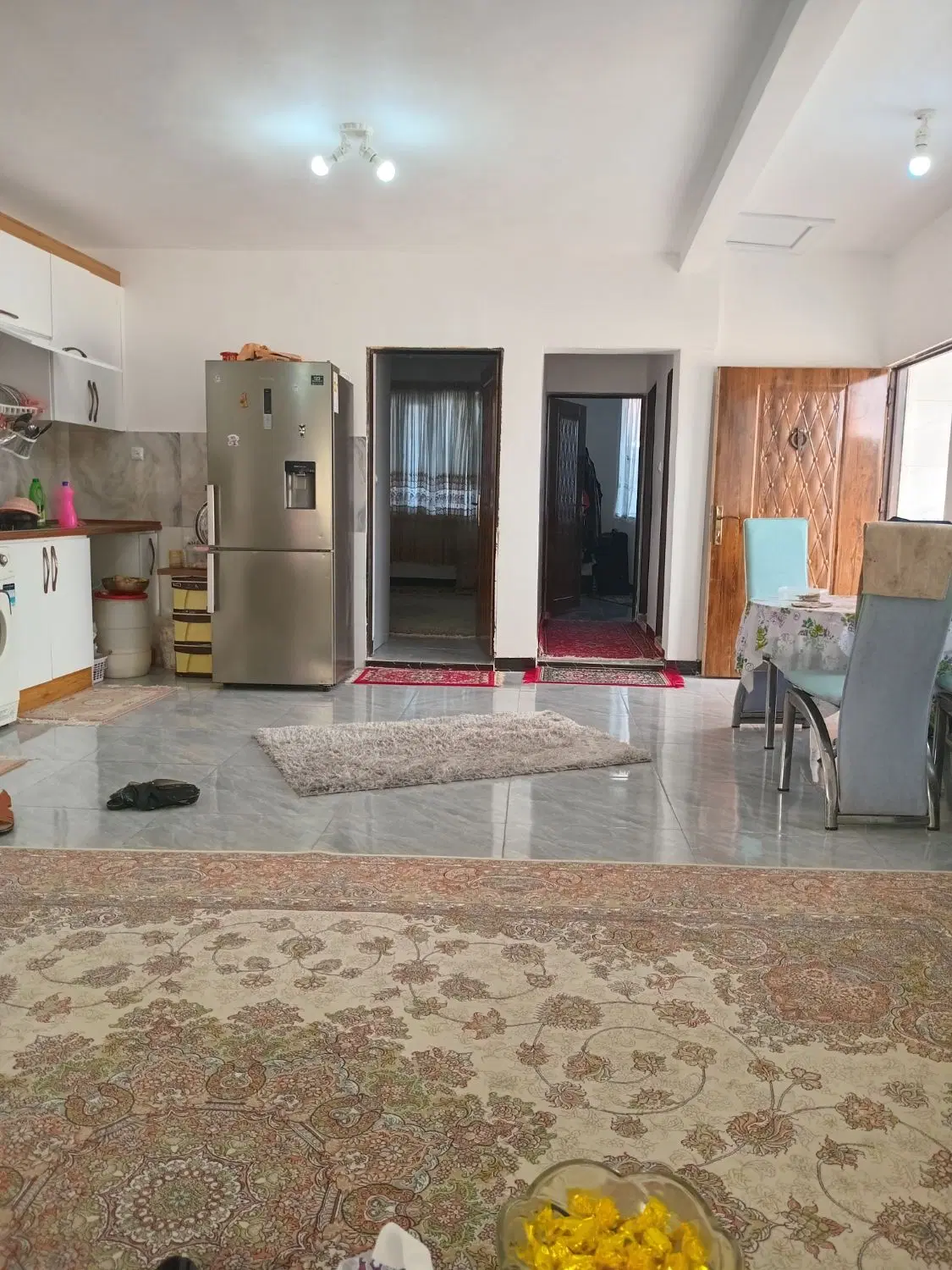 ویلایی فول بازسازی ۱۳۴متری بلوار حکیم زاده