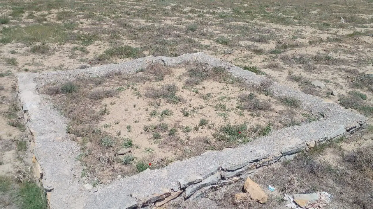 زمین باغی شورین امیر اباد . ششصد متر