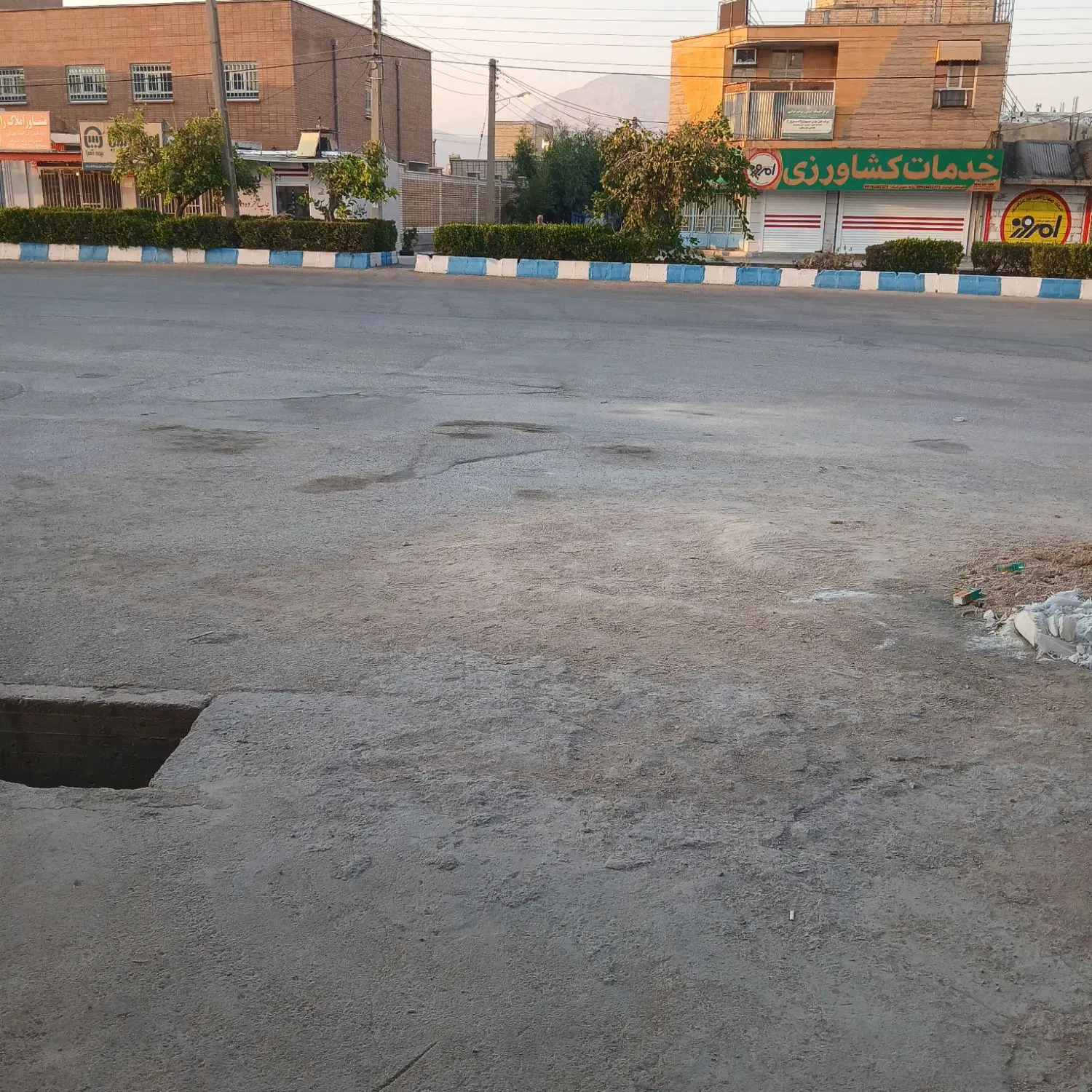 مغازه به متراژ ۱۰۰ متر اجاره داده میشود