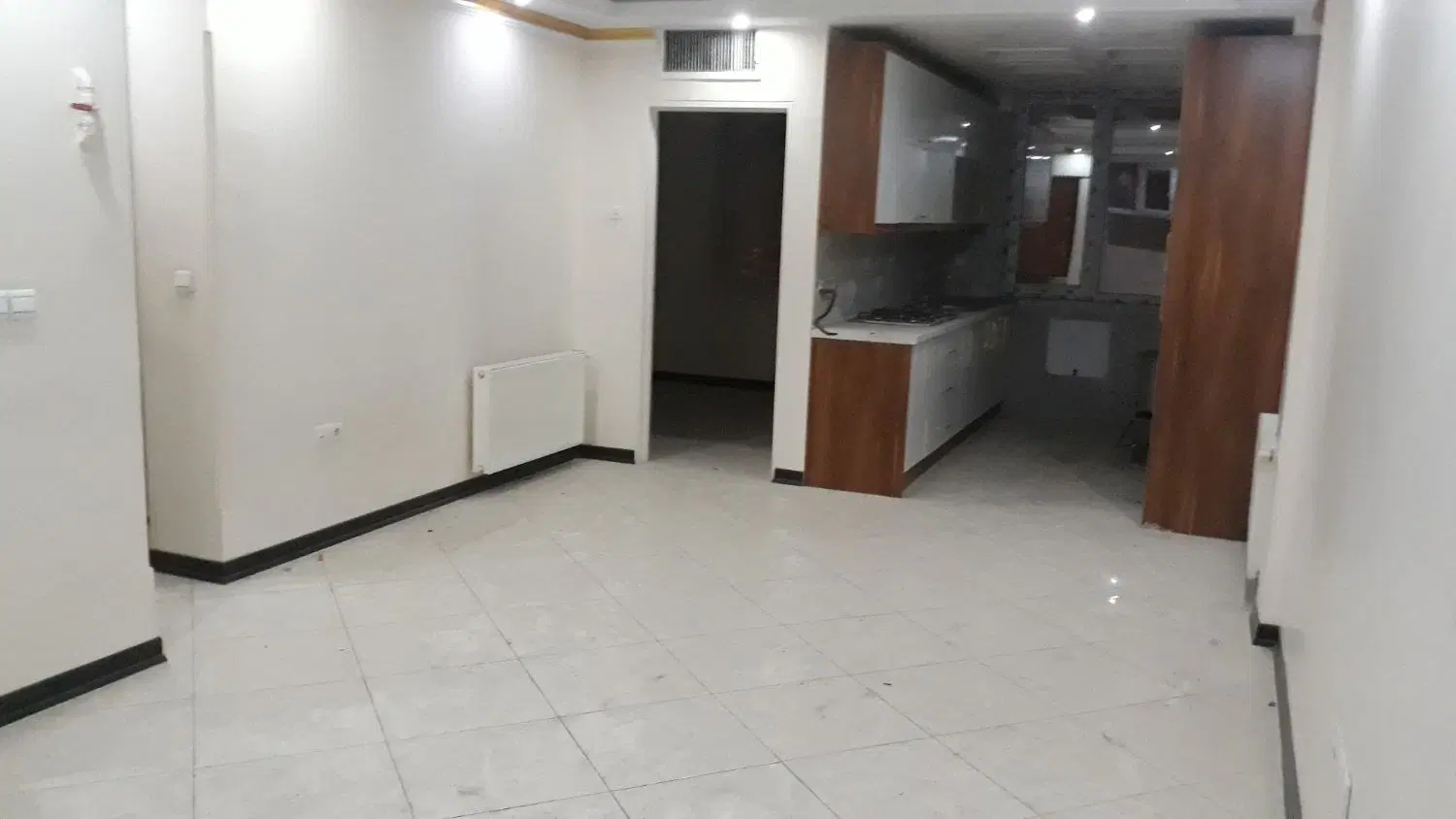 آپارتمان۵۸ متری با پارکینگ مزاحم در افسریه جنوبی