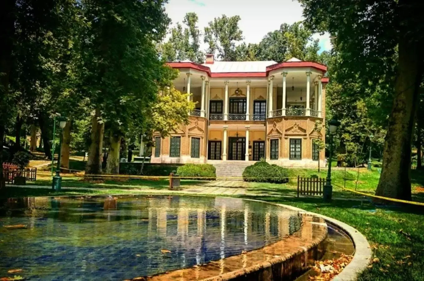 118متر* 3خواب* موسوی قوچانی*