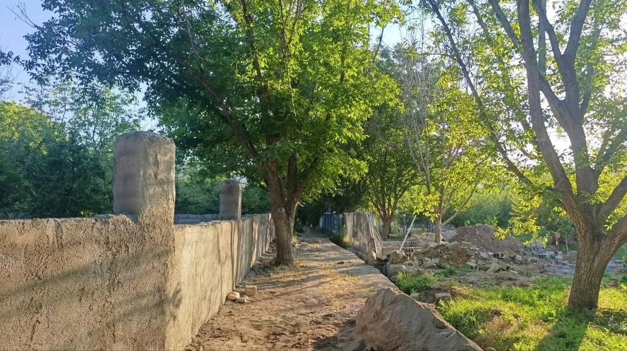 فروش یک‌قطعه باغ ۱۲۰۰ متری