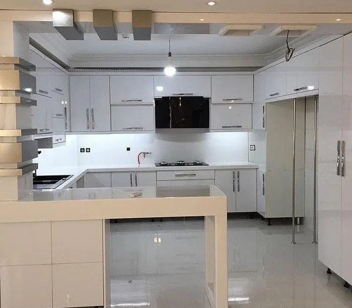 طبقه اول وامدار