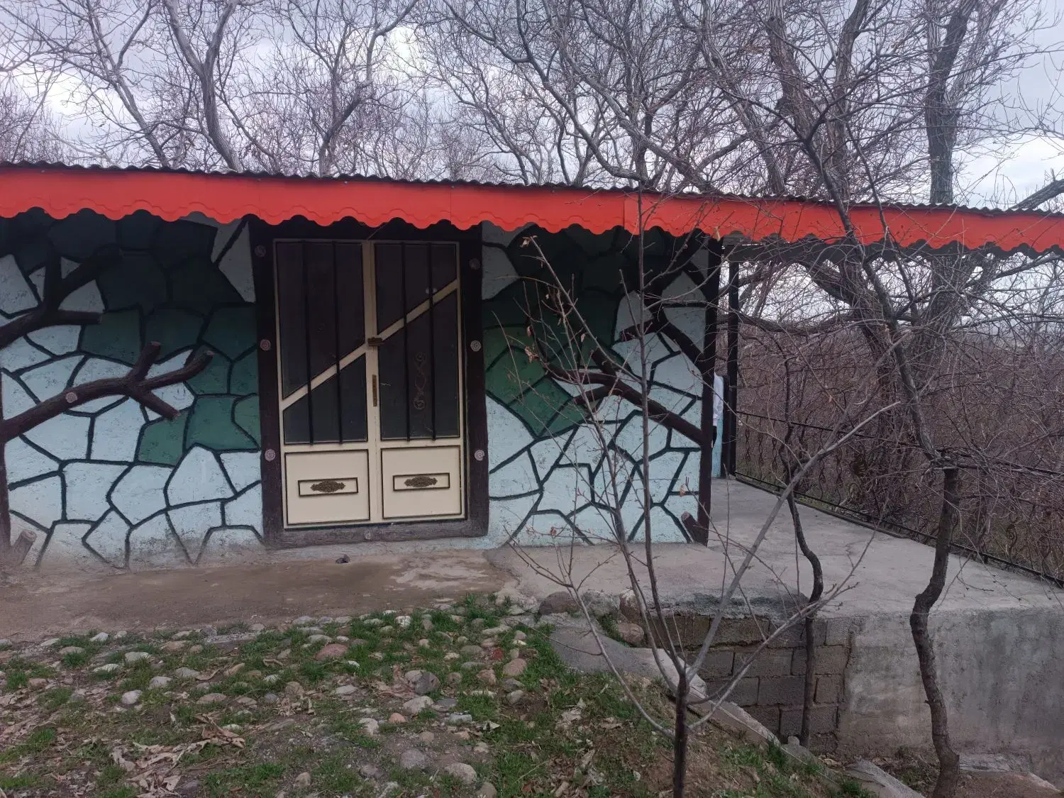 فروش باغ سند دار در روستای اسفستانج