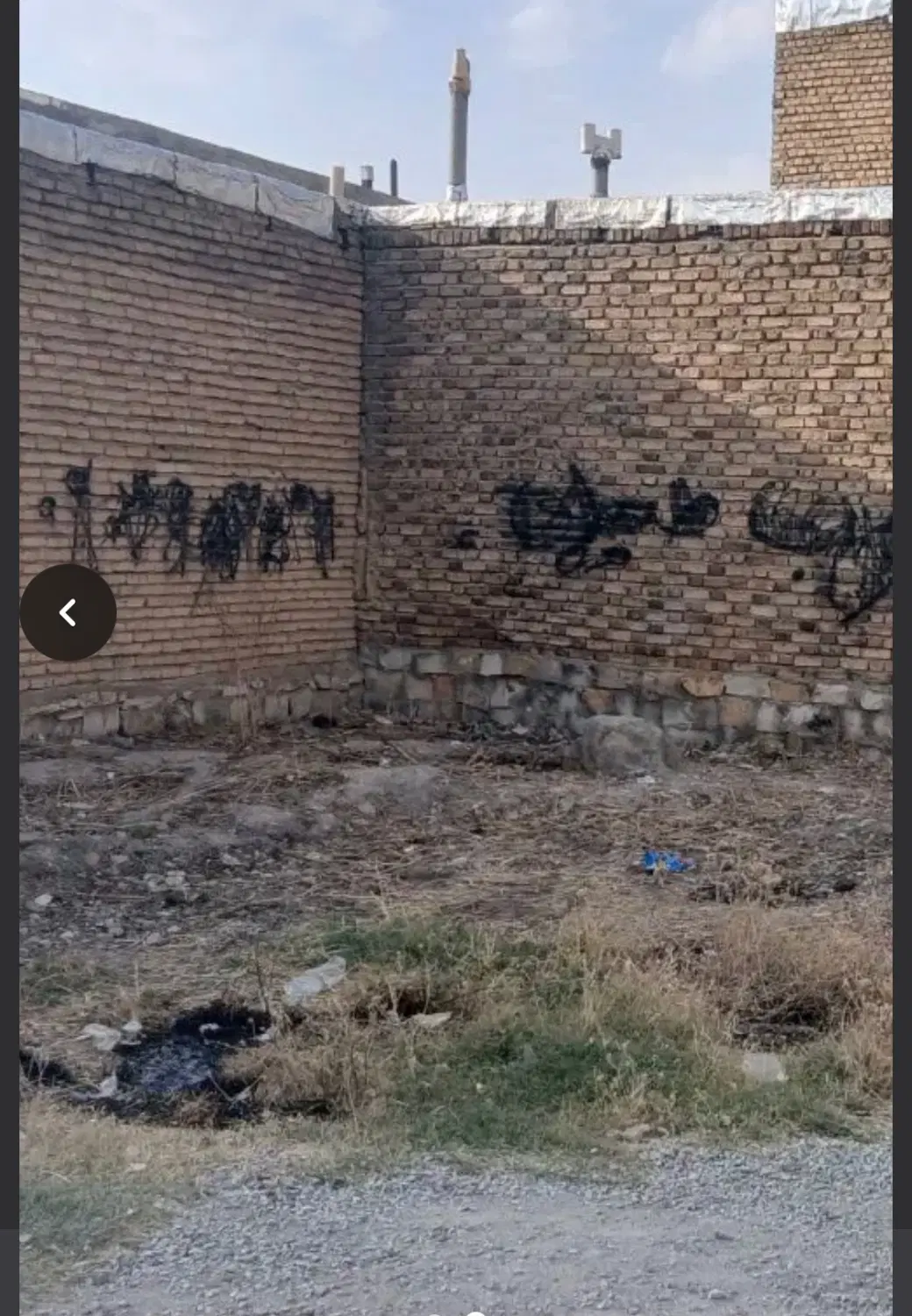 زمین کرناچی ۱۴۰ متر